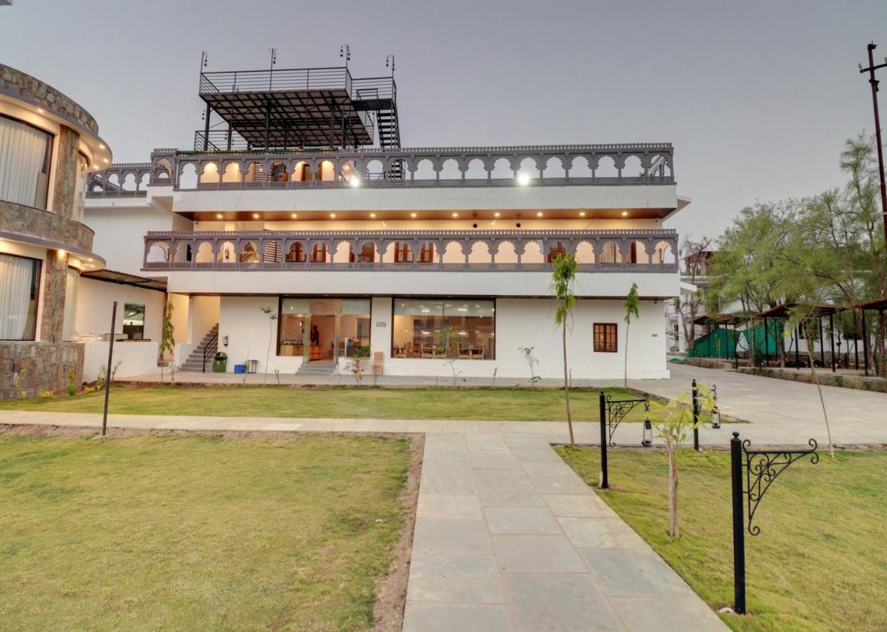 Keshav And Resorts Resort 4*